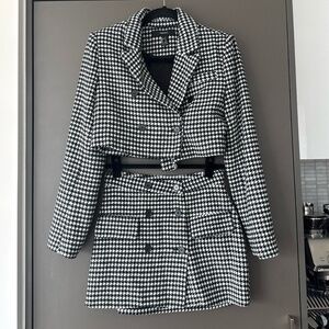 Black White Houndstooth Cropped Blazer & Skirt Set Size S Thick Material